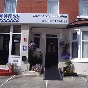 The Address Pensión