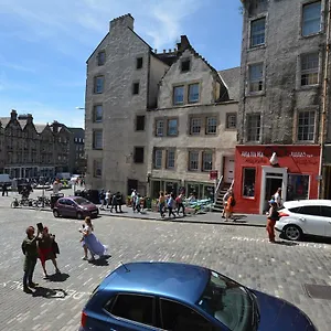 Apartment The West Bow, Old Town