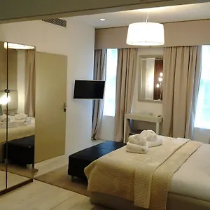Rez Apartahotel